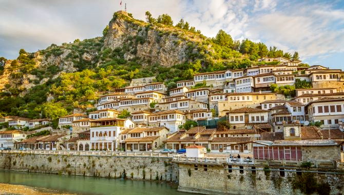 Urlaub Albanien, Griechenland Reisen - Albanien und Korfu entdecken